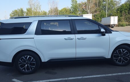 KIA Carnival, 2023 год, 5 900 000 рублей, 7 фотография