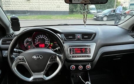 KIA Rio III рестайлинг, 2016 год, 1 200 000 рублей, 2 фотография