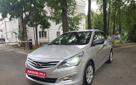 Hyundai Solaris II рестайлинг, 2015 год, 1 079 000 рублей, 7 фотография