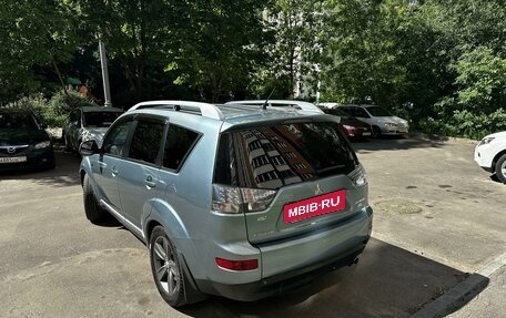 Mitsubishi Outlander III рестайлинг 3, 2007 год, 1 300 000 рублей, 5 фотография