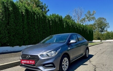 Hyundai Solaris II рестайлинг, 2018 год, 1 150 000 рублей, 2 фотография