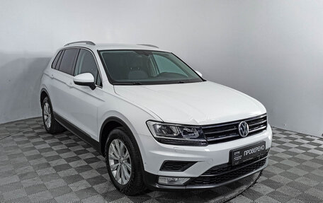 Volkswagen Tiguan II, 2017 год, 2 384 000 рублей, 3 фотография