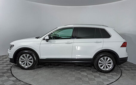 Volkswagen Tiguan II, 2017 год, 2 384 000 рублей, 8 фотография