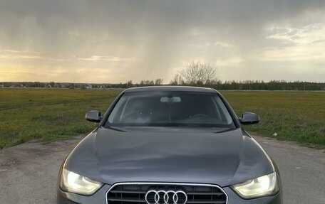 Audi A4, 2013 год, 1 580 000 рублей, 2 фотография