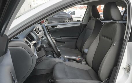 Volkswagen Jetta VI, 2017 год, 1 699 000 рублей, 10 фотография