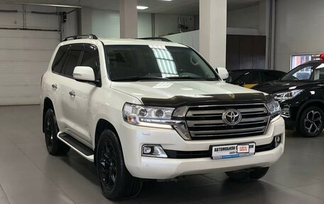 Toyota Land Cruiser 200, 2018 год, 8 200 000 рублей, 7 фотография