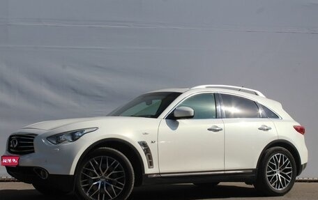 Infiniti QX70, 2014 год, 2 650 000 рублей, 1 фотография