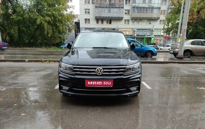 Volkswagen Tiguan II, 2018 год, 3 600 000 рублей, 1 фотография