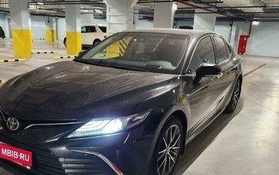 Toyota Camry, 2022 год, 3 200 000 рублей, 1 фотография