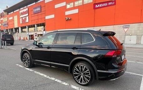 Volkswagen Tiguan II, 2019 год, 3 590 000 рублей, 8 фотография