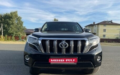 Toyota Land Cruiser Prado 150 рестайлинг 2, 2017 год, 4 600 000 рублей, 2 фотография