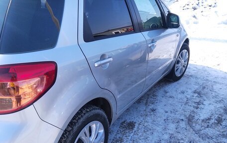 Suzuki SX4 II рестайлинг, 2007 год, 910 000 рублей, 2 фотография