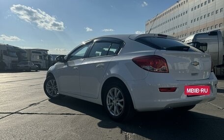 Chevrolet Cruze II, 2014 год, 930 000 рублей, 4 фотография