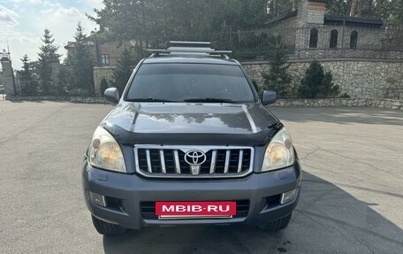 Toyota Land Cruiser Prado 120 рестайлинг, 2006 год, 2 550 000 рублей, 5 фотография