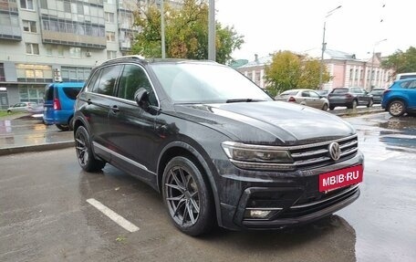 Volkswagen Tiguan II, 2018 год, 3 600 000 рублей, 7 фотография