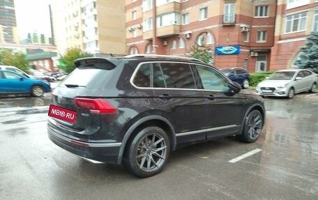 Volkswagen Tiguan II, 2018 год, 3 600 000 рублей, 5 фотография