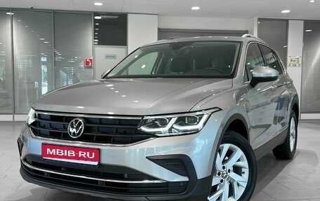 Volkswagen Tiguan II, 2021 год, 3 439 000 рублей, 1 фотография