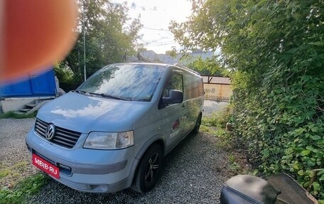 Volkswagen Transporter T5 рестайлинг, 2004 год, 1 089 000 рублей, 1 фотография