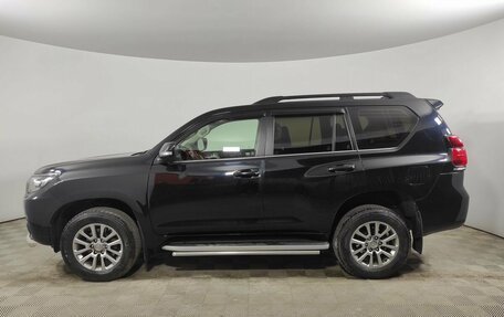 Toyota Land Cruiser Prado 150 рестайлинг 2, 2019 год, 6 100 000 рублей, 8 фотография