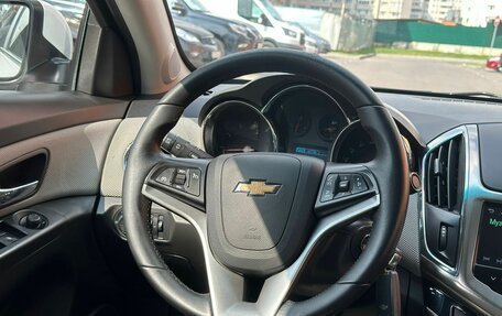 Chevrolet Cruze II, 2013 год, 920 000 рублей, 13 фотография