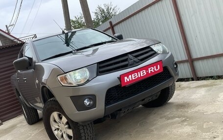 Mitsubishi L200 IV рестайлинг, 2014 год, 1 650 000 рублей, 4 фотография