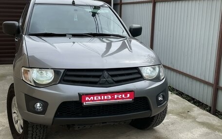 Mitsubishi L200 IV рестайлинг, 2014 год, 1 650 000 рублей, 2 фотография