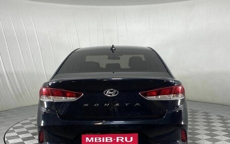 Hyundai Sonata VIII, 2019 год, 1 800 000 рублей, 6 фотография