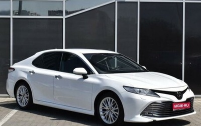 Toyota Camry, 2018 год, 3 050 000 рублей, 1 фотография