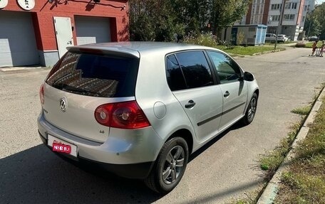 Volkswagen Golf V, 2004 год, 690 000 рублей, 8 фотография