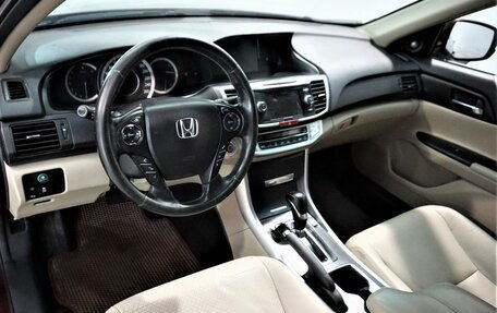 Honda Accord IX рестайлинг, 2013 год, 1 529 000 рублей, 8 фотография