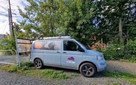 Volkswagen Transporter T5 рестайлинг, 2004 год, 1 089 000 рублей, 4 фотография