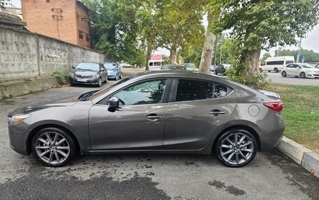 Mazda 3, 2017 год, 1 900 000 рублей, 4 фотография