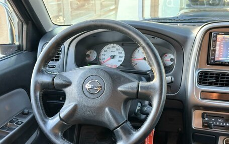 Nissan NP300, 2010 год, 1 195 000 рублей, 13 фотография