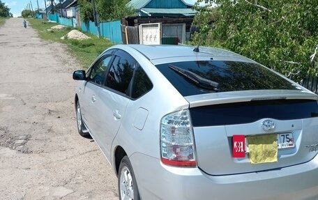 Toyota Prius, 2009 год, 1 050 000 рублей, 5 фотография