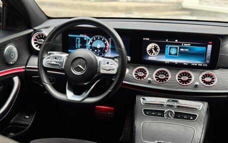 Mercedes-Benz E-Класс, 2019 год, 3 430 000 рублей, 19 фотография