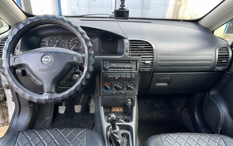 Opel Zafira A рестайлинг, 2000 год, 335 000 рублей, 9 фотография