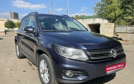 Volkswagen Tiguan I, 2014 год, 2 200 000 рублей, 2 фотография