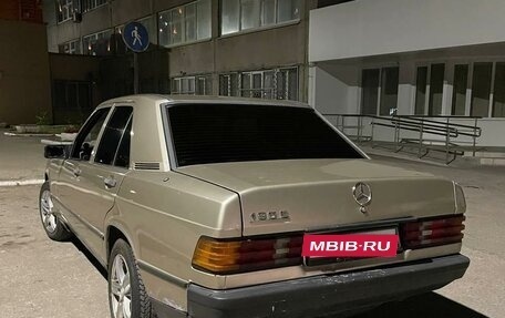 Mercedes-Benz 190 (W201), 1987 год, 280 000 рублей, 6 фотография