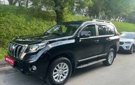 Toyota Land Cruiser Prado 150 рестайлинг 2, 2015 год, 3 900 000 рублей, 1 фотография