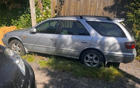 Toyota Camry, 1997 год, 450 000 рублей, 1 фотография