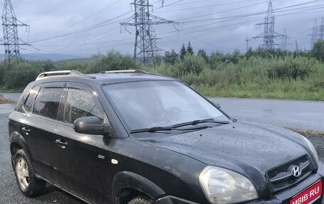 Hyundai Tucson III, 2005 год, 700 000 рублей, 1 фотография