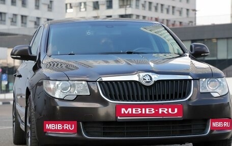 Skoda Superb III рестайлинг, 2013 год, 1 450 000 рублей, 4 фотография