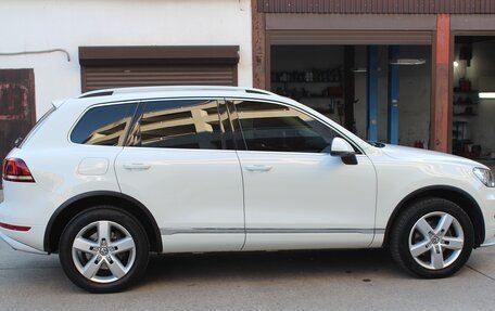 Volkswagen Touareg III, 2013 год, 2 950 000 рублей, 4 фотография