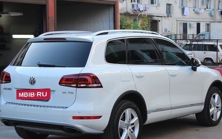 Volkswagen Touareg III, 2013 год, 2 950 000 рублей, 7 фотография