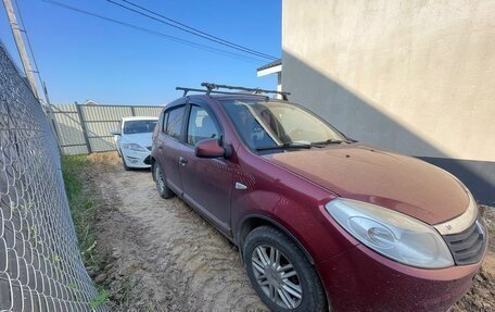 Renault Logan I, 2010 год, 400 000 рублей, 1 фотография