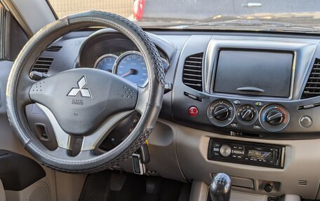 Mitsubishi L200 IV рестайлинг, 2006 год, 1 245 000 рублей, 25 фотография