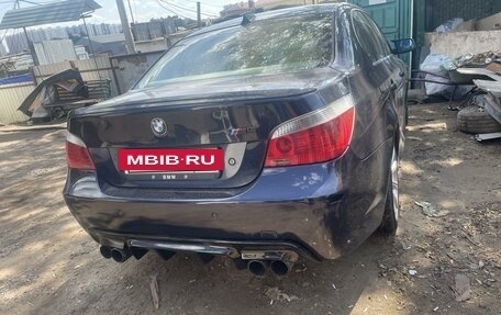 BMW 5 серия, 2004 год, 1 200 000 рублей, 9 фотография