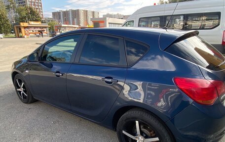 Opel Astra J, 2011 год, 790 000 рублей, 4 фотография