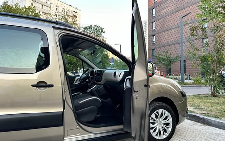 Citroen Berlingo II рестайлинг, 2013 год, 889 000 рублей, 31 фотография