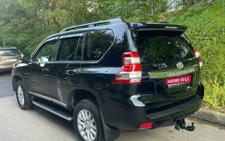 Toyota Land Cruiser Prado 150 рестайлинг 2, 2015 год, 3 900 000 рублей, 4 фотография